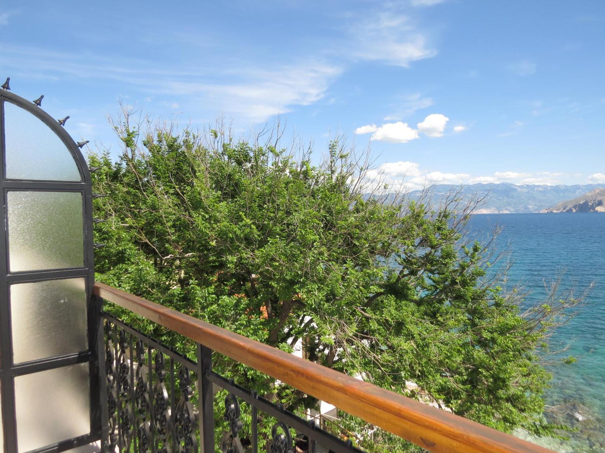Apartments Authentic Baska 1 ห้อง รูปภาพ