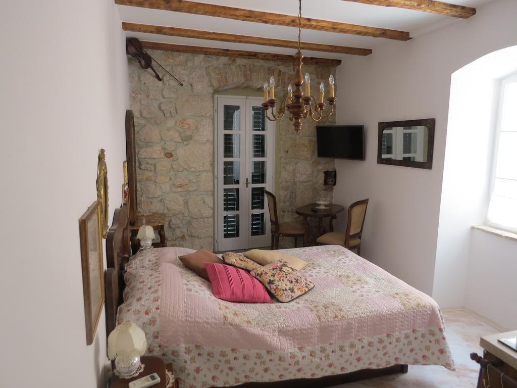 Apartments Authentic Baska 1 ภายนอก รูปภาพ